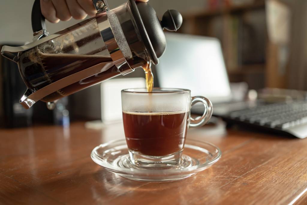 Cafetière à l'ancienne, cafetière à piston