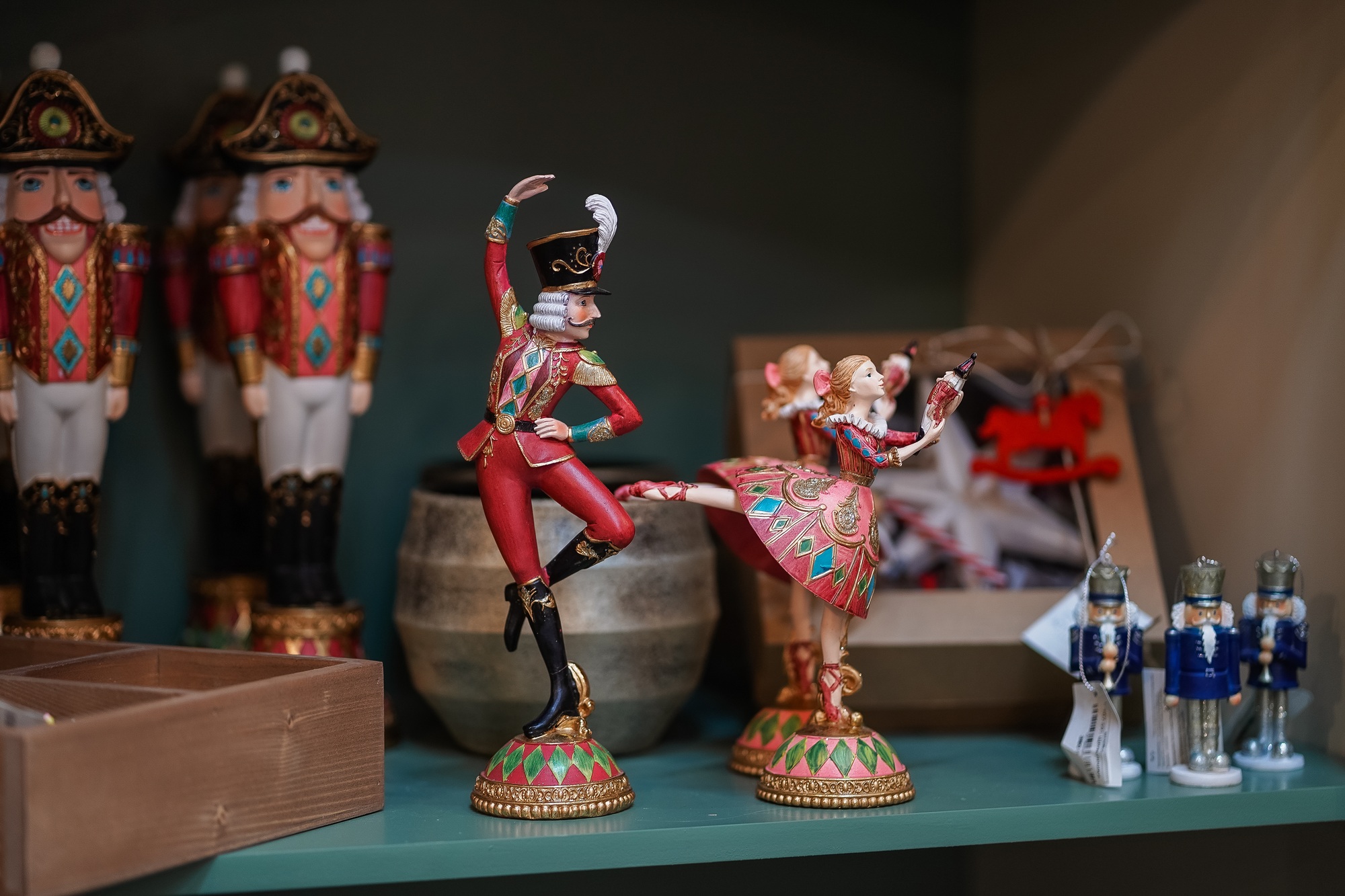 figurines